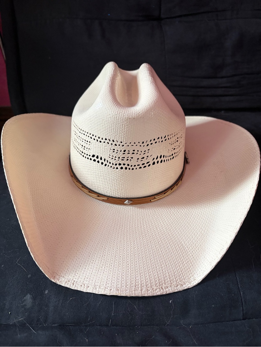 Men’s Justin Cream Straw Cowboy Hat with Decorative Band